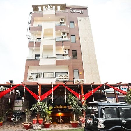 Capital O 15422 Shiva Inn أوناو المظهر الخارجي الصورة