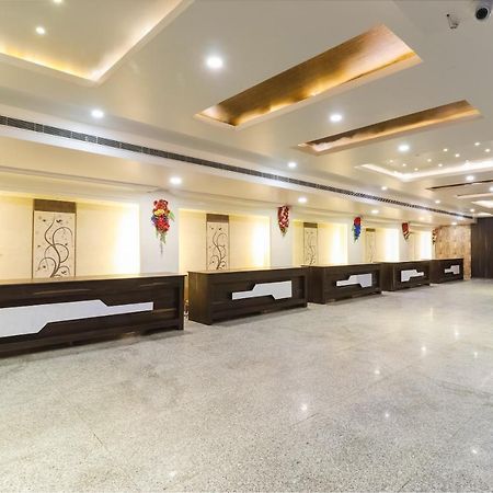 Capital O 15422 Shiva Inn أوناو المظهر الخارجي الصورة