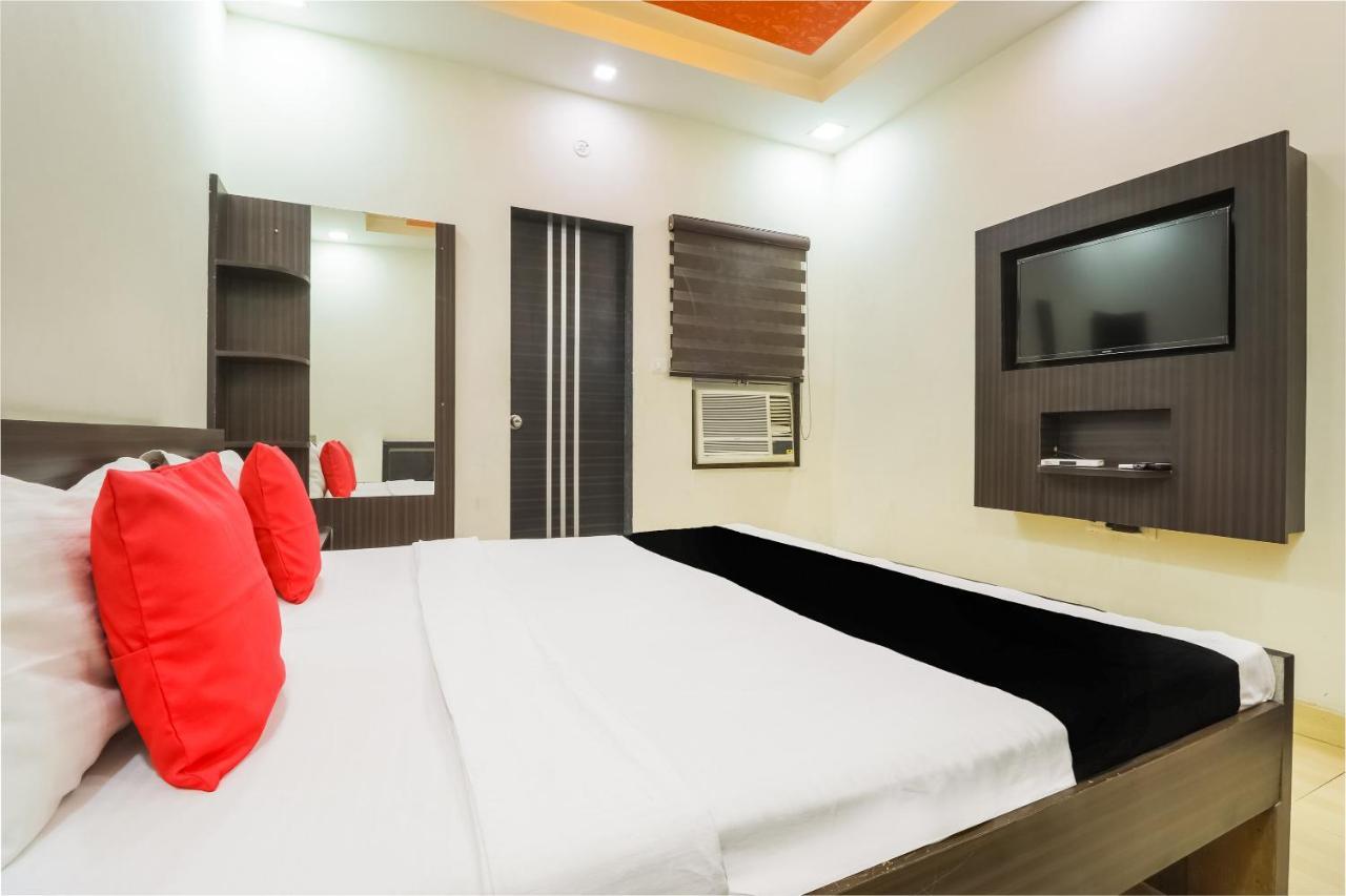 Capital O 15422 Shiva Inn أوناو المظهر الخارجي الصورة