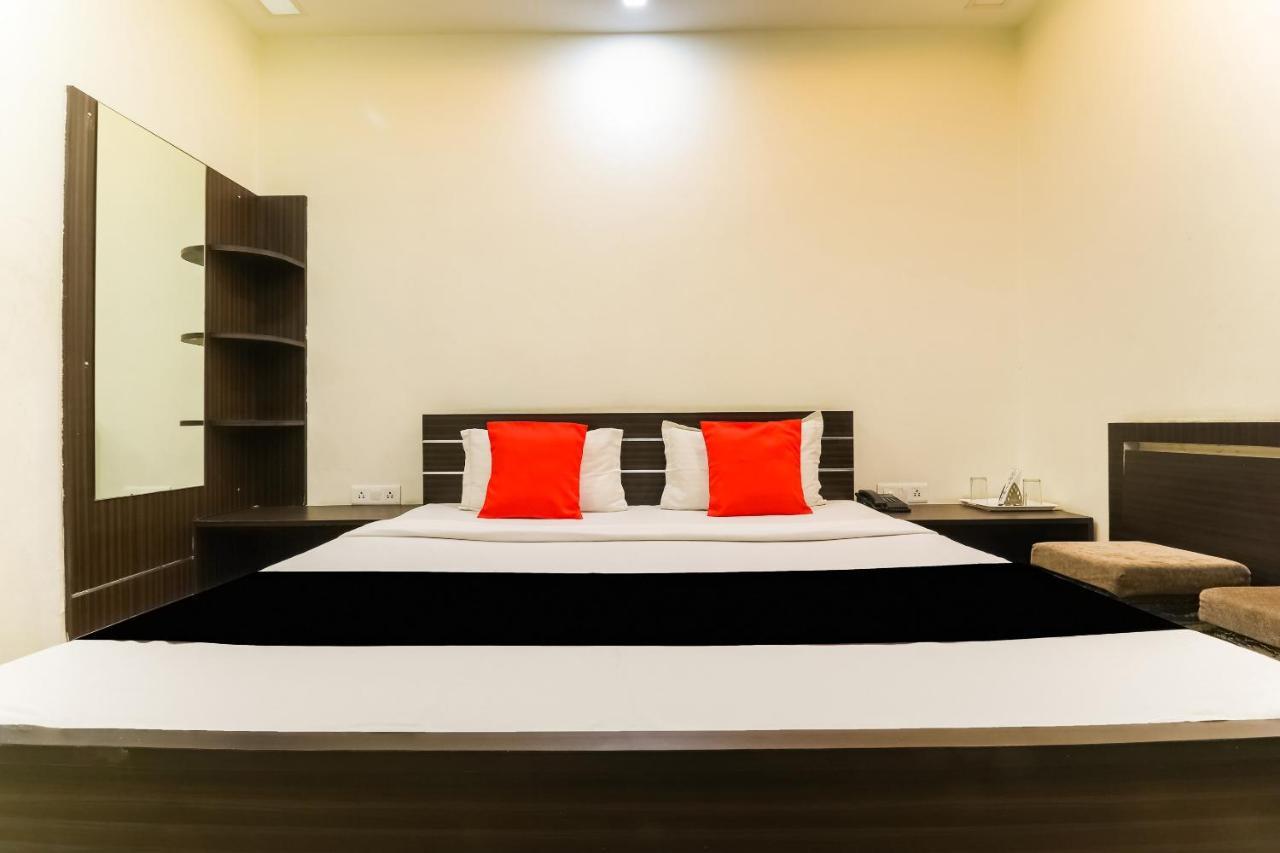 Capital O 15422 Shiva Inn أوناو المظهر الخارجي الصورة