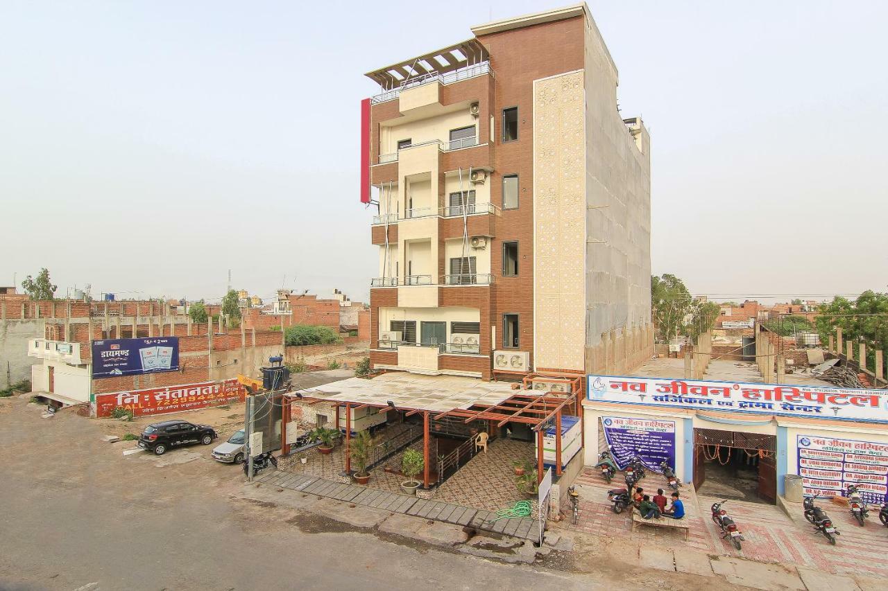 Capital O 15422 Shiva Inn أوناو المظهر الخارجي الصورة