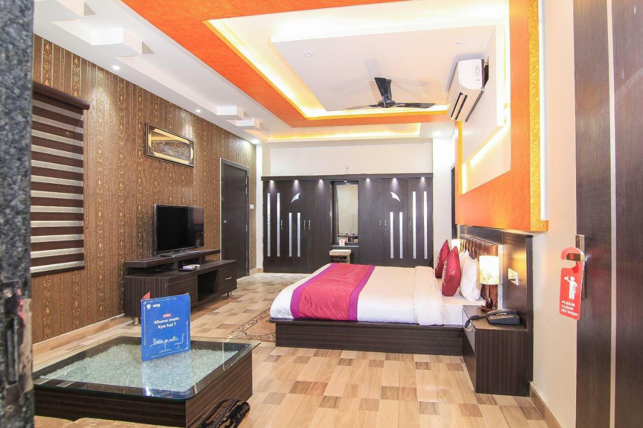 Capital O 15422 Shiva Inn أوناو المظهر الخارجي الصورة