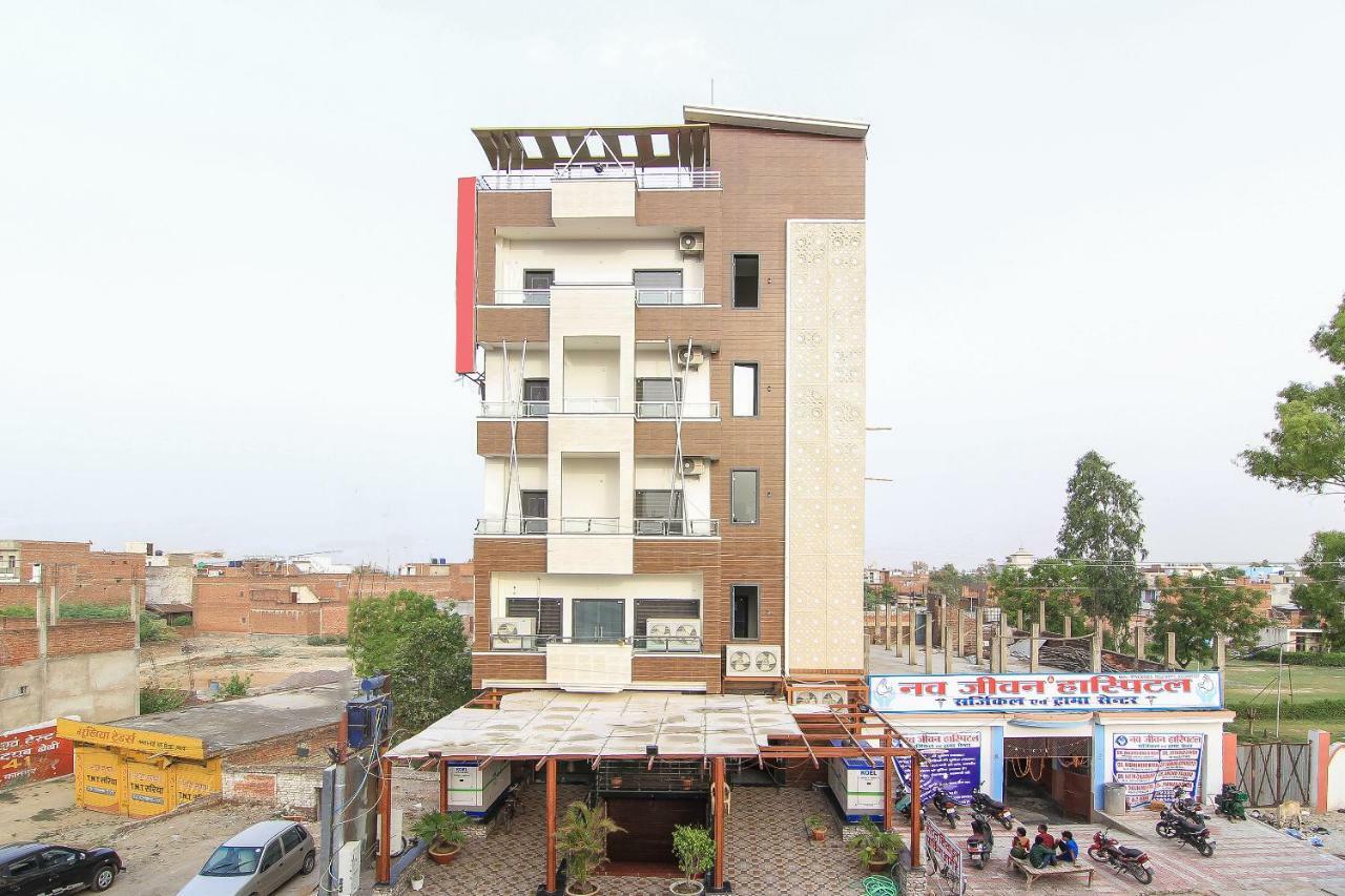Capital O 15422 Shiva Inn أوناو المظهر الخارجي الصورة