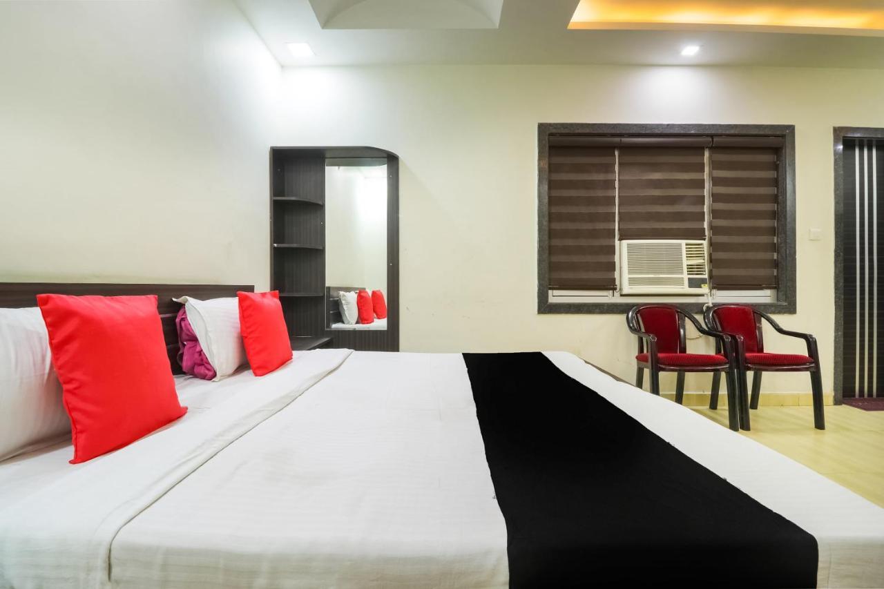 Capital O 15422 Shiva Inn أوناو المظهر الخارجي الصورة